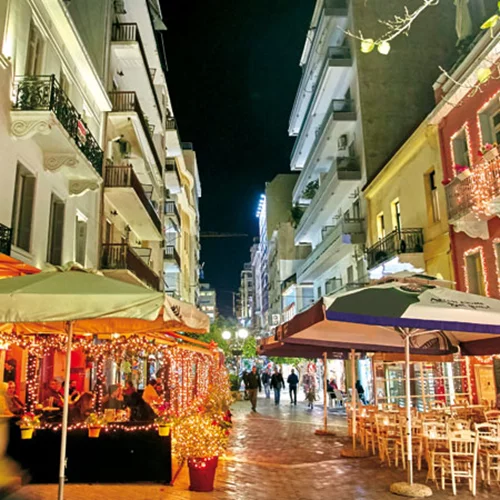 Εορταστικός Πειραιάς by night: ζήστε τη hip πλευρά του λιμανιού