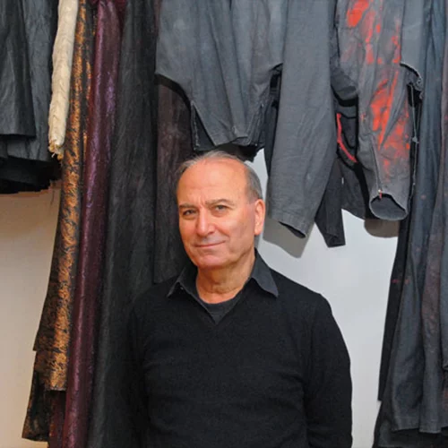 Πού γίνεται το πιο ενδιαφέρον θέατρο στον κόσμο, κύριε Τερζόπουλε; 