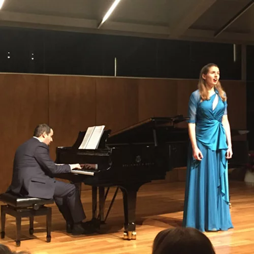 Το Ωδείο Αθηνών σε ολική επαναφορά και ένα λυρικό διαμάντι (Βάσια Αλάτη) για το μέλλον 