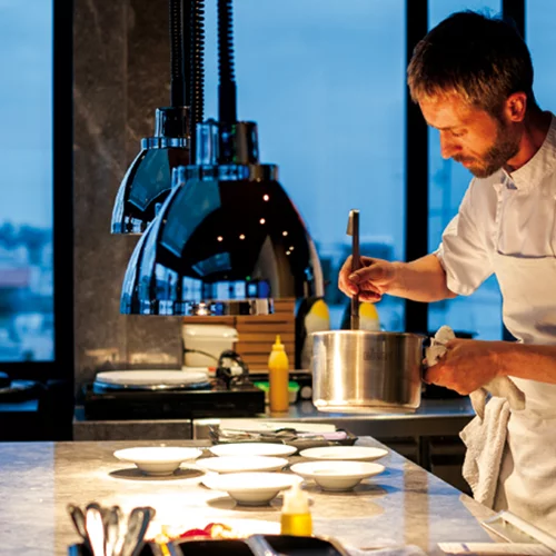 Διακοπή της συνεργασίας «Sense» - Παπανικολάου