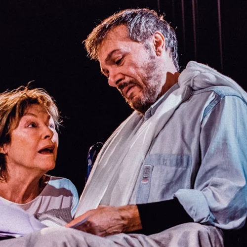 «Misery»: Ένα μπεστ σέλερ πατάει σκηνή