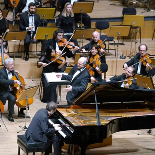 Αποκαλυπτικός Μπετόβεν, συγκλονιστικός Ραχμάνινωφ από Ορχήστρα Φεστιβάλ Βουδαπέστης & Ιβάν Φίσερ