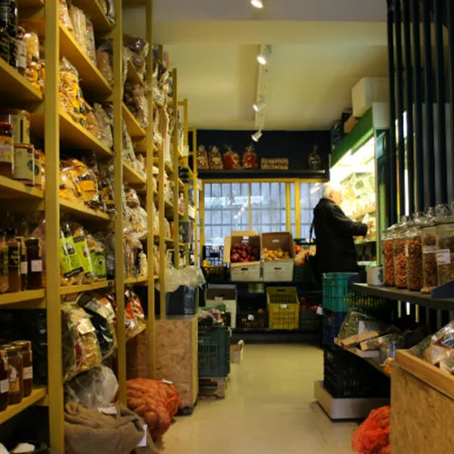 «Plastic free drinks»: Αυτά τα μαγαζιά λένε περήφανα «όχι» στο πλαστικό καλαμάκι