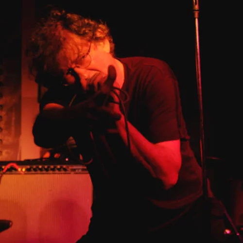 Ο Ντίνος Σαδίκης διαλέγει τους 5 καλύτερους δίσκους που έβγαλε η Θεσσαλονίκη