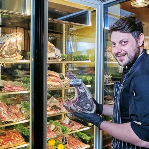 Στο «Lykos Steak House» η κρεατοφαγία έχει ελληνικό DNA 