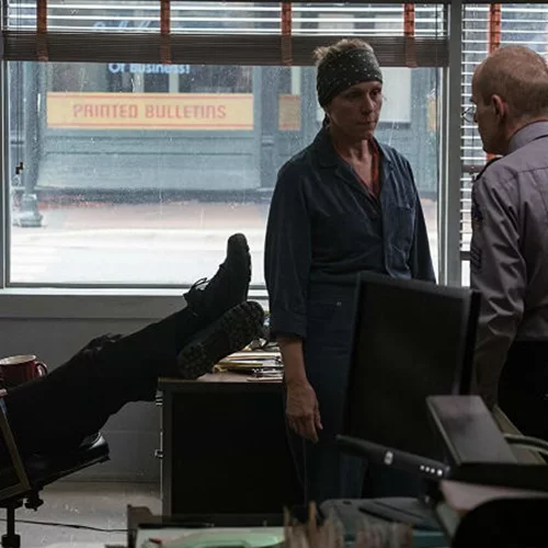 Οι «Τρεις Πινακίδες Έξω από το Έμπινγκ, στο Μιζούρι» κυριαρχούν στα Bafta | Δείτε την πλήρη λίστα των νικητών