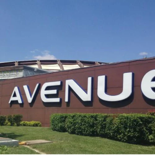 Τι ανακαλύψαμε στα καταστήματα του Avenue;