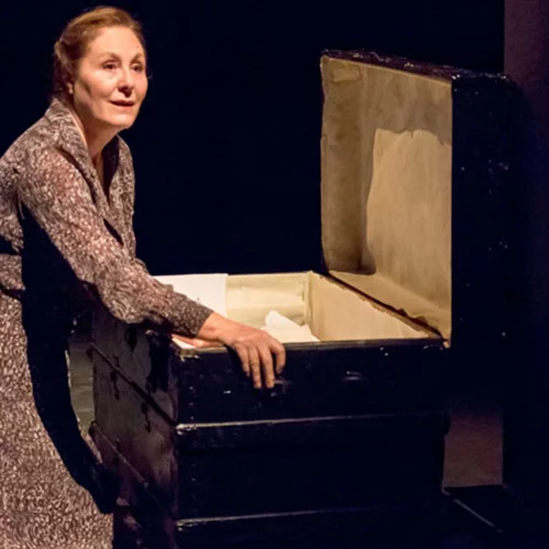 Η Στέλλα Παπαδημητρίου σε έναν συγκινητικό γυναικείο μονόλογο