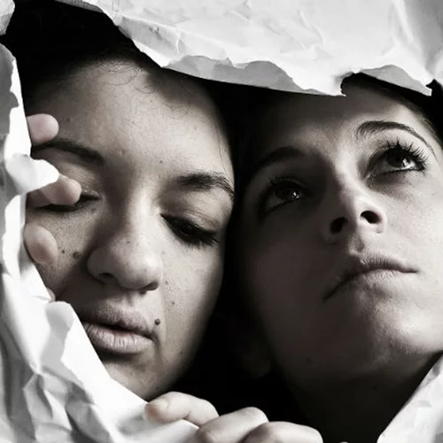 Ποια είναι τα κορίτσια που κέρδισαν στο Bob Theatre Festival; 