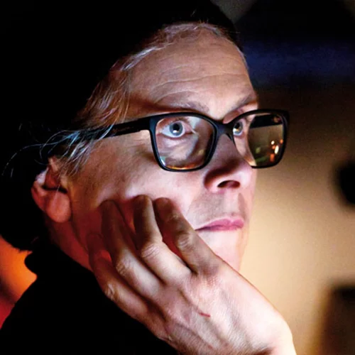 «Αν δεν ανανεωθεί η όπερα, θα πεθάνει!» | Η Κέιτι Μίτσελ μας μιλάει για τη «Λουτσία ντι Λαμερμούρ»