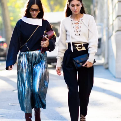 Οι γυναίκες γιορτάζουν αυτήν την Κυριακή σε ένα radio event. Τι θα φορέσετε; 