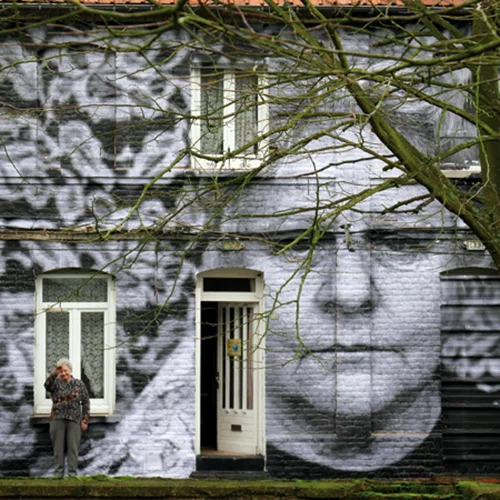 Πρόσωπα & Ιστορίες 