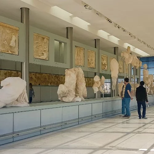 Το Μουσείο Ακρόπολης και το Εθνικό Ιστορικό Μουσείο ανοίγουν τις πόρτες τους για την 25η Μαρτίου