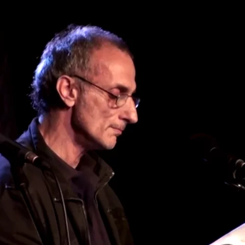 Ο Άρης Ρέτσος «ξαναδιαβάζει» τα διηγήματα του Παπαδιαμάντη