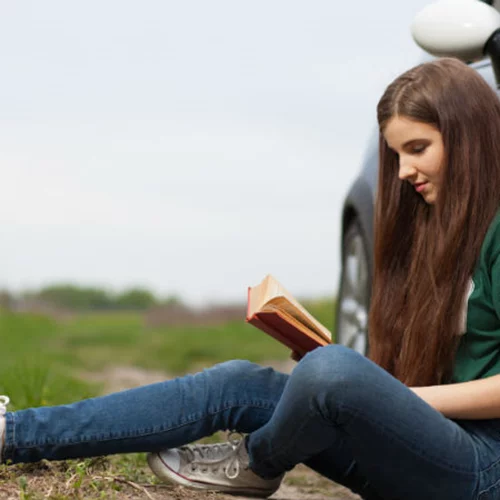 5 νέα βιβλία που σας προτείνουμε για Πασχαλινές αναγνώσεις