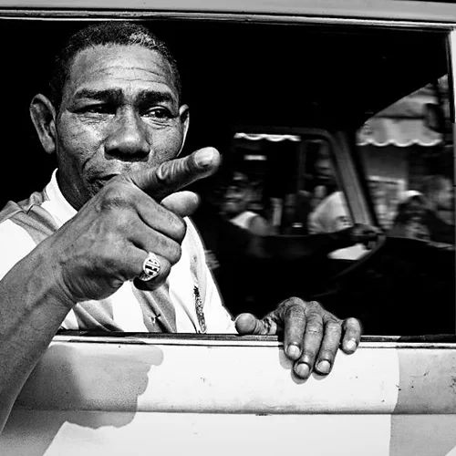 Φωτογραφίζοντας στις φαβέλες το πραγματικό πρόσωπο της βραζιλιάνικης ψυχής