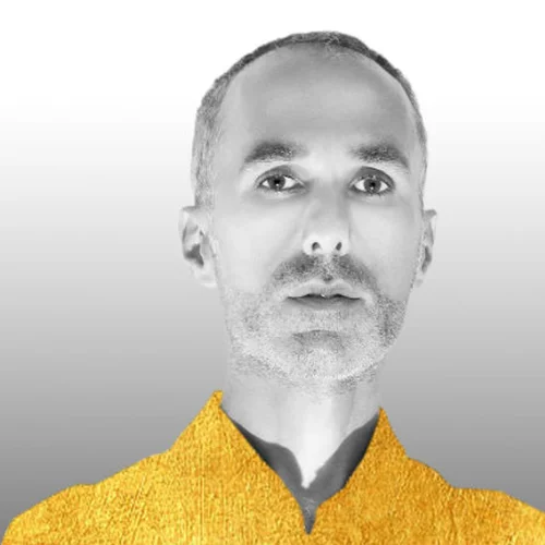 Βαγγέλης Κυριακός: ένας έλληνας δημιουργός στις αγορές του κόσμου 