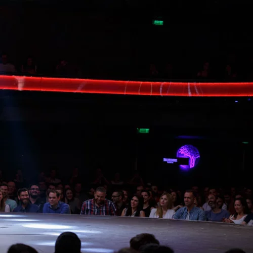 Χωρίς καμία υπερβολή, το stand up γράφει ιστορία φέτος στο Athens Comedy Festival