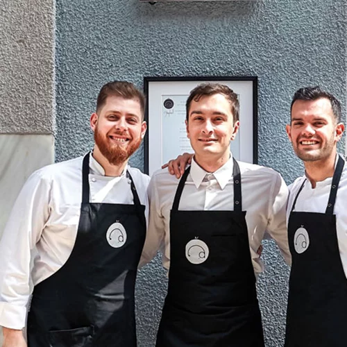 H μαγειρική παρέα του «Άλφicon» μας συστήνει το trou Normand 