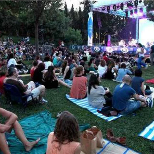 Καλοκαίρι στον Κήπο του Μεγάρου