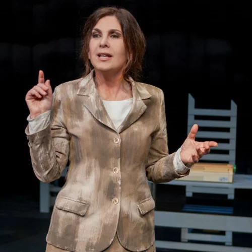 Κατερίνα Διδασκάλου: «Όσο περνάει ο καιρός διαπιστώνω πως οι σκέψεις μας δημιουργούν το παρόν και το μέλλον μας»