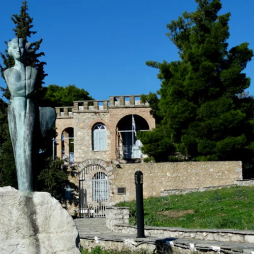 Το πρωτο Φεστιβάλ Δελφών δένει τον ελληνικό λόγο με την σύγχρονη ελληνική μουσική