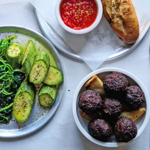 Στο «Bios» για κεφτεδάκια 