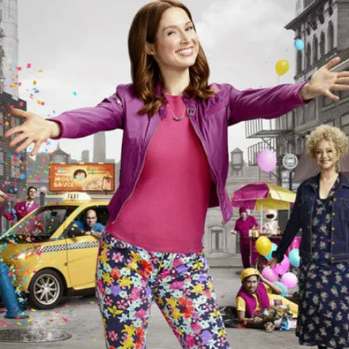 5 λόγοι που πρέπει να χαρείς (πάρα πολύ) για την επιστροφή της «Αχτύπητης Κίμι Σμιντ»