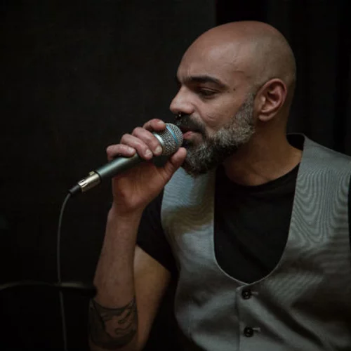 Man With a Band σε συναυλία για καλό σκοπό