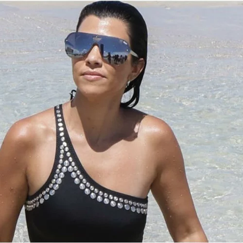 Debate: Ποιο είναι το καλύτερο μαγιό του 2018; 