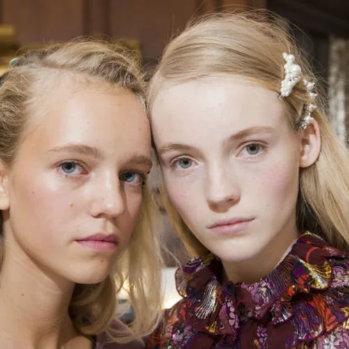 3 hair looks για το καλοκαίρι 