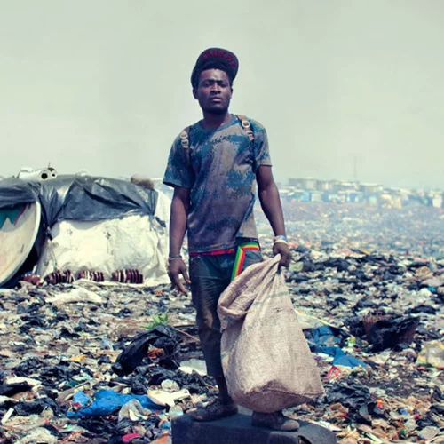 Εγκαίνια Εβδομάδας | Τι θα συνέβαινε αν οι πρωταγωνιστές του δελτίου των οκτώ σε κοίταζαν κατάματα; (18-24/6)