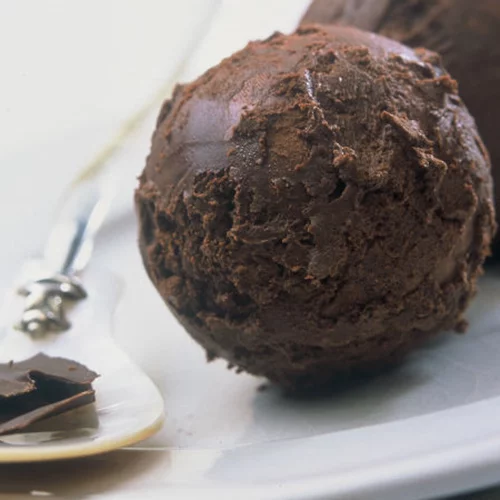 To νέο Sea Breeze και οι βραβευμένες γεύσεις Kayak απογειώνουν το καλοκαίρι μας!