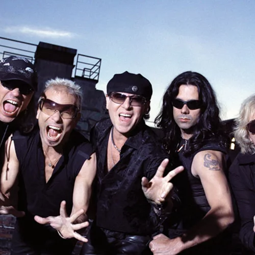 Greek Sting Fan Club: "Οι Scorpions μέχρι και τα mid 90s ήταν μια καλολαδωμένη μηχανή που μας έδινε το ένα διαμάντι μετά το άλλο"