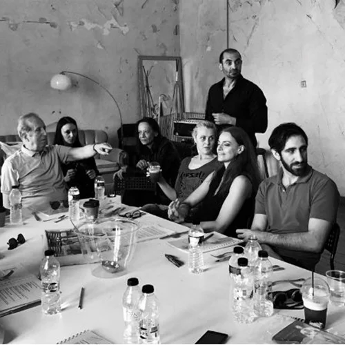 Τα κλασικά ξαναδιαβάζονται με θάρρος και νέα ματιά