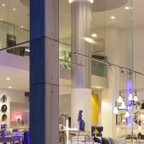 Sophia Enjoy Thinking Live: Ένα εικαστικό φλερτ στο κέντρο της Αθήνας 