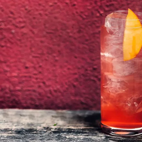 Ένα δέντρο άνθισε στο 9βήτα 