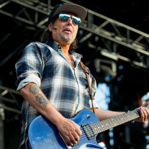 Μπορεί να σηκώσει ο Phil Campbell την κληρονομιά των Motorhead;