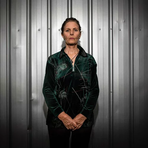 Ο Βαγγέλης Γκίνης βρήκε την ιστορία της ΠΥΡΚΑΛ στο πρόσωπο των εργατών της