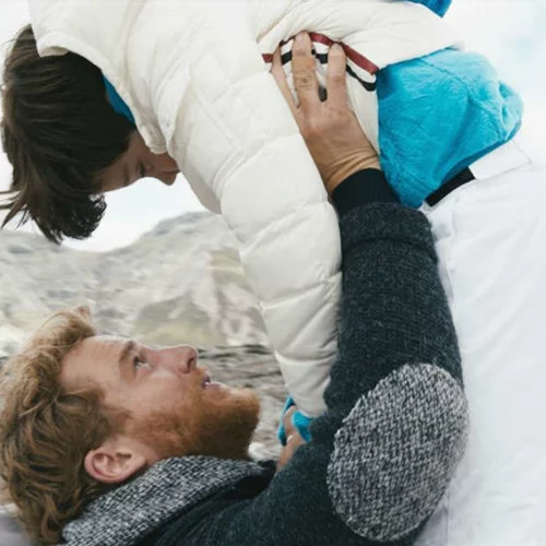 Στις Τρεις Κορυφές