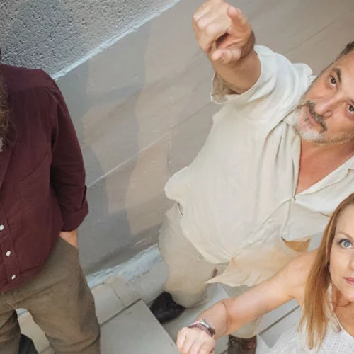 Το Από Μηχανής Θέατρο είναι ένα πολυφωνικό σημείο καλλιτεχνικής συνάντησης