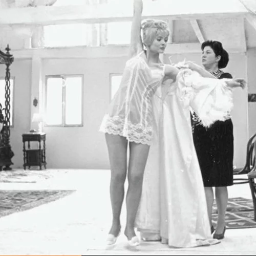 Η Κλεό Από τις 5 ως τις 7