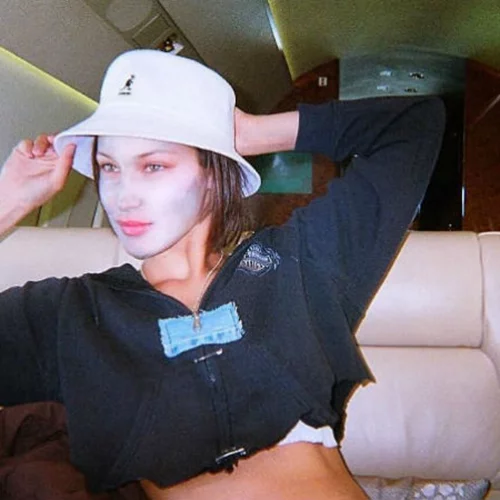 Face Time: Βάλτε τις μάσκες και βγάλτε μια selfie 