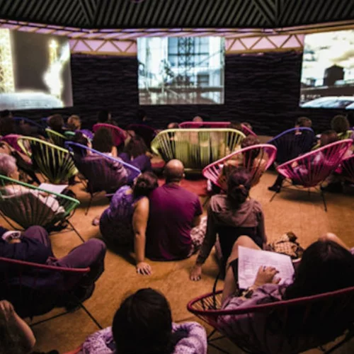 Το «Dissolving Localities» μεταμορφώνει την καθημερινή Αθήνα σε έργο τέχνης