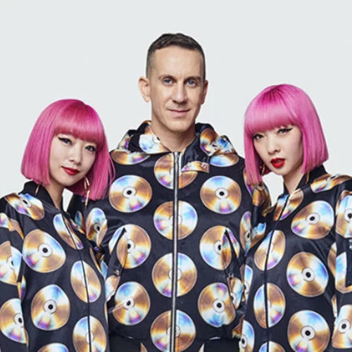 Moschino + H&M Πρωταγωνιστούν στη μικρή οθόνη 