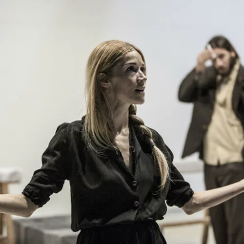 Ένα φεγγάρι για τους καταραμένους