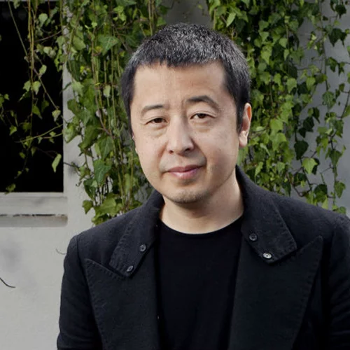 Ο Ζία Ζανγκέ στρέφει το βλέμμα στην Κίνα του 21ου αιώνα