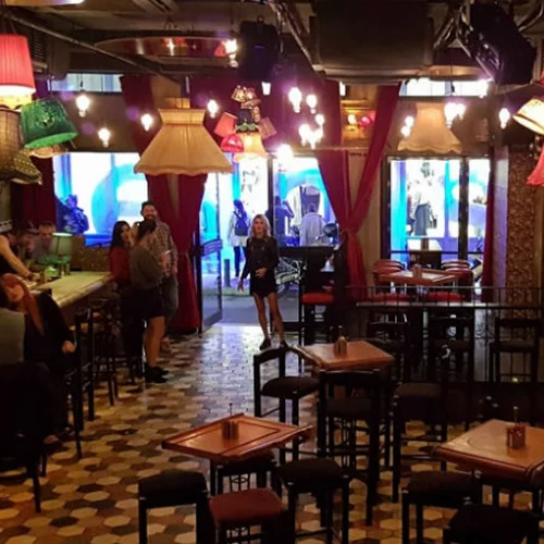 Κάτι καλό παίζει τα Σαββατοκύριακα στο Faust