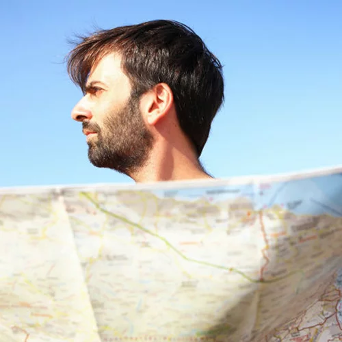 Ο Αλέξανδρος Λυκούρας μας αποκαλύπτεται