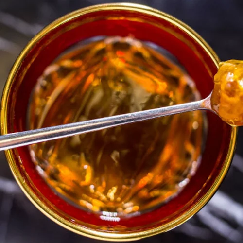 Πάμε στο Gust να πιούμε ένα «Dolores»;